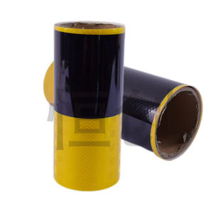 ملصق أمان عاكس مضاد للتصادم مع مخطط أسود/أصفر وانعكاس أحمر/أبيض لأرضية المرآب وحركة المرور على الطرق - Product Image 3