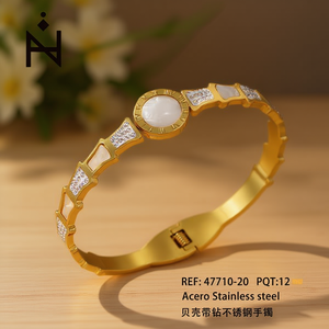 Pulsera de Acero Inoxidable con Diamantes de Imitación, Chapada en Oro, Diseño Geométrico, Joyería Unisex de Moda - Product Image 2