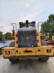 Chargeuse sur pneus Volvo L120 d'occasion en bon état, fabriquée en Suède, hydraulique, modèles L120, L120G, L120H - Product Image 6