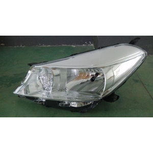 Faro Anteriore Super Luminoso per TOYOTA <span class=keywords><strong>YARIS</strong></span>/Vitz <span class=keywords><strong>2011</strong></span> - 2014 - Product Image 3