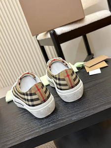 Scarpe Sportive di Lusso di Alta Qualità <span class=keywords><strong>2026</strong></span> - <span class=keywords><strong>Sneakers</strong></span> da Uomo e Donna con Tomaia in Tela e Ammortizzazione per Tutte le Stagioni - Product Image 5