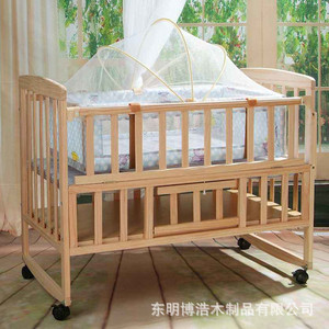 Cuna de madera de haya con dosel y ruedas para niños, diseño tradicional, tamaño personalizable - Product Image 1