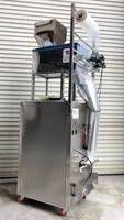 Machine d'emballage automatique de granulés alimentaires avec élévateur d'alimentation pour l'emballage des haricots et des noix