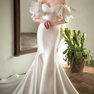 AL1094 Vestido <span class=keywords><strong>de</strong></span> Novia Estilo Sirena <span class=keywords><strong>de</strong></span> Satén Ligero con Un Solo Hombro y Cola <span class=keywords><strong>de</strong></span> Pez Retro con Decoración <span class=keywords><strong>de</strong></span> Encaje Elegante y Lujoso para Novia Nueva Colección <span class=keywords><strong>2022</strong></span> - Product Image 1