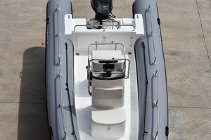 5,8 m Fiberglas RIB Boot Deep-V Fischerboot mit CE-Zertifikat - Product Image 3