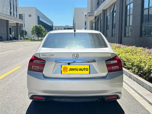 <span class=keywords><strong>Honda</strong></span> <span class=keywords><strong>City</strong></span> Classic 2012 Usata in Buone Condizioni, Motore 1.5L, Cambio Manuale, Trazione Anteriore, Pneumatici R15, Sedili in Tessuto, Guida a Sinistra, Colore Scuro - Product Image 3