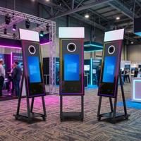Miroir Magique 45 pouces pour Selfie et Photobooth, Lumières RGB, Haut-parleurs, Caméra, Capacité 15 Personnes pour Mariages et Événements