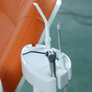 Kursi Gigi Langsung dari Pabrik dengan Kontrol Kaki Bundar, Tray Asisten 3-Way Syringe untuk Pemasok Peralatan Gigi - Product Image 4
