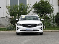Meilleures ventes 2027 pour Emgrand up 1.5L CVT Deluxe Compact Sedan Écran 12.3 pouces Euro VI Pneus R16 Sièges Sombres Neuf