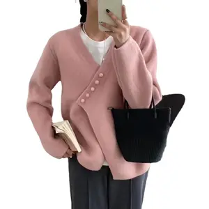長袖カーディガン2023のデザイン女性のための新しい不規則な怠惰なソフトVネックセーターニットプラスサイズのセーター