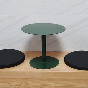 Mesa de centro redonda de metal de estilo Wabi-sabi, mesa baja pequeña para sala de estar, mesa de esquina lateral para sofá verde de hierro forjado - Product Image 4