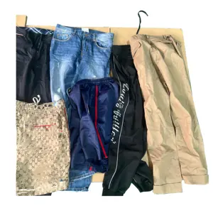 Vente en Gros de <span class=keywords><strong>Vêtements</strong></span> de Luxe d'Occasion de Grandes Marques, Qualité Premium, Origine Italie, Variés en Balles - Product Image 1