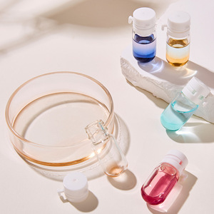 Huile Capillaire Brillante Naturelle à l'Extrait d'Olive et de Romarin, Huile Parfumée Anti-Frisottis pour Cheveux, Contient de la Biotine - Product Image 6