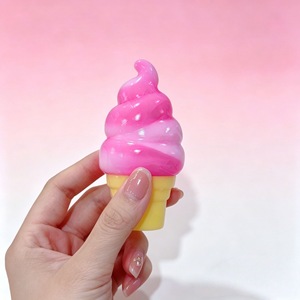Ensemble de jouets sensoriels Needoh Ice Cream Squishy en boîte, jouet anti-stress à pincer pour la relaxation et la concentration, équipement Needoh - Product Image 3