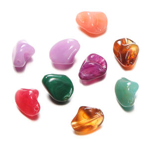 Cuentas acrílicas de forma irregular, imitación de piedra plana, cadena para teléfono DIY, adornos poligonales, accesorios hechos a mano, 10 piezas por paquete - Product Image 3