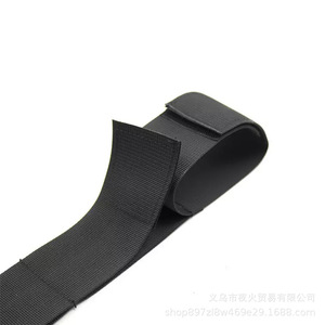 Vente directe d'usine de sangles de bondage érotiques et sexy pour le lifting des fesses, pour fixer et lier les mains, les pieds, destinées aux couples, hommes et femmes. - Product Image 1