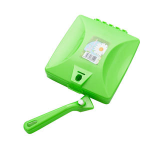 <span class=keywords><strong>2024</strong></span> produits chauds Mini brosse à miettes de nettoyage de rouleau en plastique avec poignée pour enlever les peluches de vêtements et brosse à poussière en PP - Product Image 1