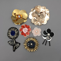 Prix usine 3d strass décorer couture sur vêtements accessoires Applique à la main paillettes fleurs Patch
