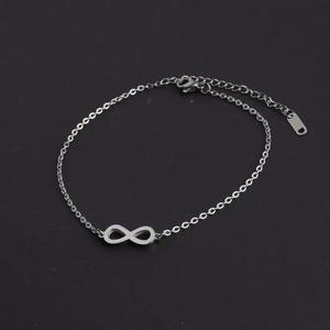 Set di Bracciali Impermeabili in Acciaio Inossidabile con Charm, Nuovo Design, <span class=keywords><strong>Gioielli</strong></span> Eleganti per Uso Quotidiano - Product Image 4