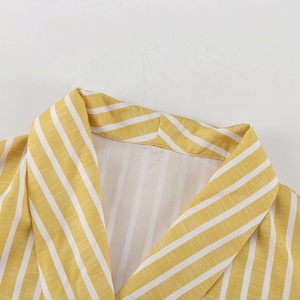 Completo Casual da <span class=keywords><strong>Donna</strong></span> in Cotone e <span class=keywords><strong>Lino</strong></span> a Due Pezzi, Giallo a Righe, Elegante Set da Casa con Camicia a Maniche Lunghe e <span class=keywords><strong>Pantaloni</strong></span> <span class=keywords><strong>Larghi</strong></span> a Vita Alta - Product Image 5