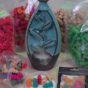 Wholesale Luxury Home Decoration Fragrance Aromatic Reflux Waterfall <b>Backflow</b> <b>Incense</b> Cones for Christmas - Product Image 3