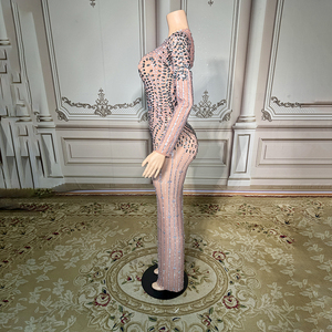 فستان سهرة فاخر للنساء من نوفانس Y3812، منتج رائج لحفلات 2025، بأكمام طويلة، أنيق وفخم مع كريستالات - Product Image 3