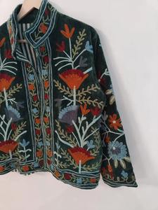 Chaqueta Bomber Clásica de Terciopelo Verde Oscuro, Reversible, Transpirable y Ecológica, con Bordado Floral, Lista para el Invierno - Product Image 6