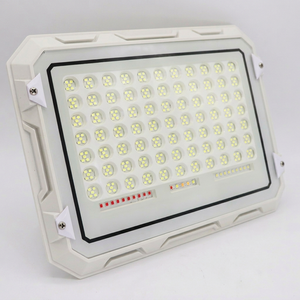 ไฟสปอร์ตไลท์ LED 100W IP66 สำหรับภายนอกอาคาร โคมแก้ว แสง 6000K ตัวเรือน ABS ติดผนัง พลังงานแสงอาทิตย์ มุมลำแสง 170 องศา พร้อมรีโมทคอนโทรล - Product Image 1