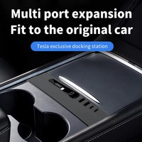 Station d'accueil USB multifonction CE Rohs PD 27W à charge rapide avec port Type-C et câble rétractable pour Tesla Model 3/Y