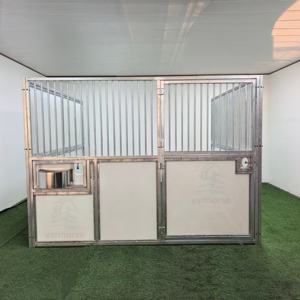 Écuries de luxe haut de gamme, conception personnalisée, métal et bambou, stalles <span class=keywords><strong>pour</strong></span> <span class=keywords><strong>chevaux</strong></span> 12x12, porte de grange à battant/à glissière, garantie 5 ans, Dubaï - Product Image 3