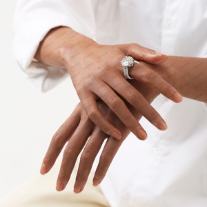 Anello in Argento 925 con Diamante Moissanite Taglio Brillante da 10 Carati Colore D per Donna, Gioiello Raffinato per <span class=keywords><strong>Matrimonio</strong></span> - Product Image 5