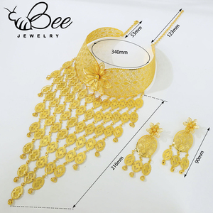 Parure de bijoux de mariage vintage en alliage plaqué or 24 carats avec pampilles, grandes boucles d'oreilles pendantes et collier pour femmes africaines - Product Image 5