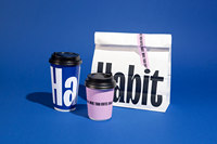 Impression personnalisée 8oz 10oz 32 oz Gobelets en papier à emporter pour café et liquides avec support de support Couvercles de gobelets en plastique jetables pour boissons chaudes