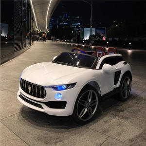 รถยนต์ไฟฟ้าสำหรับเด็กสไตล์มาเซราติ ขับเคลื่อน 4 ล้อ พร้อมรีโมทคอนโทรล ของเล่นสำหรับเด็กชายและเด็กหญิง อายุ 2-4 ปี ทำจากพลาสติก - Product Image 5