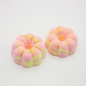 Bombes de bain amusantes OEM en forme de fleurs, cupcakes et donuts, colorées, aromathérapie, sel marin, boules effervescentes, cadeaux SPA à domicile pour enfants, femmes, filles, relaxation - Product Image 3