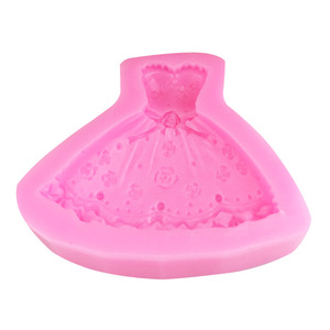 Molde <span class=keywords><strong>de</strong></span> Silicona para Decoración <span class=keywords><strong>de</strong></span> Pasteles y Fondant con Forma <span class=keywords><strong>de</strong></span> Falda <span class=keywords><strong>de</strong></span> Princesa, Detalles Finos en 3D, Bordado <span class=keywords><strong>de</strong></span> Rosas, Estilo Chica Hermosa - Product Image 3