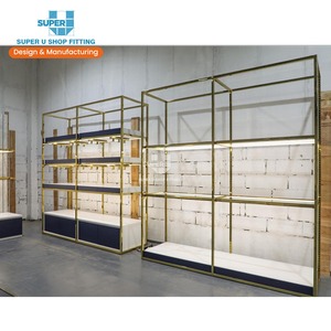 Espositori di Lusso Premium per Negozi di Borse e Valigie, Stand Personalizzabili Oro e Bianco per Boutique di Borse - Product Image 3