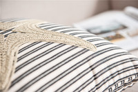 Housses de coussins carrées brodées étoiles de mer en tissu rayé style américain personnalisées en gros pour la décoration intérieure et les appuie-dos