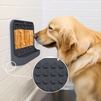 Tapis de léchage en silicone pour animaux de compagnie, léger, avec fentes pour gamelles et ventouses