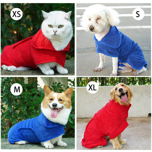 Albornoz para Perros de Microfibra Absorbente de Secado Rápido, Toalla para Mascotas Azul y Roja, Uso en las Cuatro Estaciones - Product Image 3