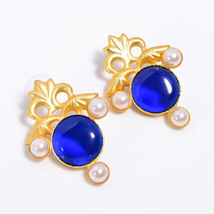 ต่างหูแฟชั่นแบบอินเดียดั้งเดิมของผู้ผลิตเครื่องประดับผู้หญิงชุบทอง18K มีเอกลักษณ์ - Product Image 5