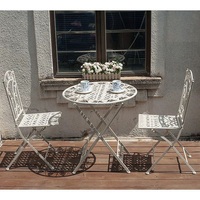 Tables colorées pliantes en fer forgé combinaison de chaises ensemble de trois pièces balcon loisirs créatifs magasin de thé table basse ensemble de chaises