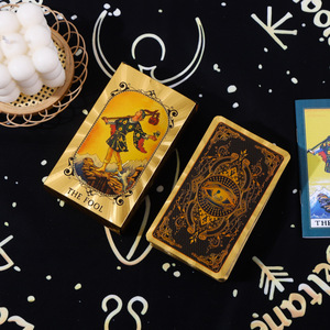 Naipes de <span class=keywords><strong>Tarot</strong></span> de lámina de oro plástico impermeable PET listo para exportar accesorio de juego de mesa de <span class=keywords><strong>Tarot</strong></span> - Product Image 4