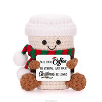 Adorable poupée en peluche en crochet faite à la main en forme de tasse à café avec carte inspirante positive pour cadeau de Noël