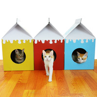 ScratchMe Chat Condo Scratcher Post Carton Rouge Couleur Lait Boîte Forme Chat Gratter Maison Lit lait carton chat maison