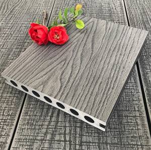 Planche de <span class=keywords><strong>terrasse</strong></span> en composite bois-plastique imperméable à l'eau, à grain de bois en relief 3D, pour patios, terrasses, piscines, jardins - Product Image 3