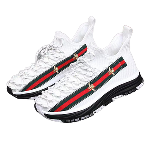 Chaussures de skateboard pour hommes en maille respirante de haute qualité, best-seller, antidérapantes, anti-odeurs, pieds nus, séchage rapide, automne, pas cher - Product Image 1