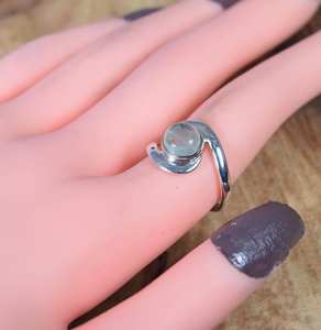 Anillo de Plata de Ley 925 con piedra natal de junio, conjunto de bisel de corte de pera de Prehnita verde Natural, piedras preciosas de diseñador, joyería fina, boda Unisex - Product Image 4