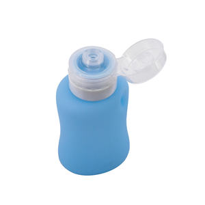 Botella de agua <span class=keywords><strong>plegable</strong></span> de silicona para mascotas, 60ml, 90mL, 150ml, para <span class=keywords><strong>bebedero</strong></span> y limpieza de orina de perros - Product Image 1