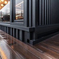 Bâtiment modulaire contemporain en conteneurs pour l'habitation familiale et les vacances